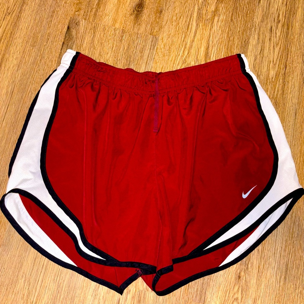 Nike Women’s shorts XL